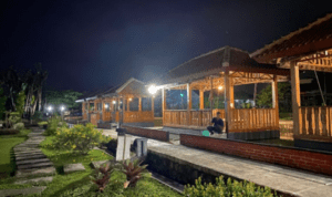 Menyesap Cerita di Pinggir Rel: Pesona Warung Kopi Sepuran Purwokerto